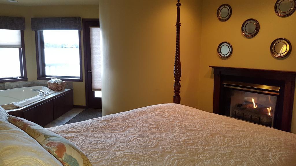 Snug Harbor Inn スタージョンベイ エクステリア 写真