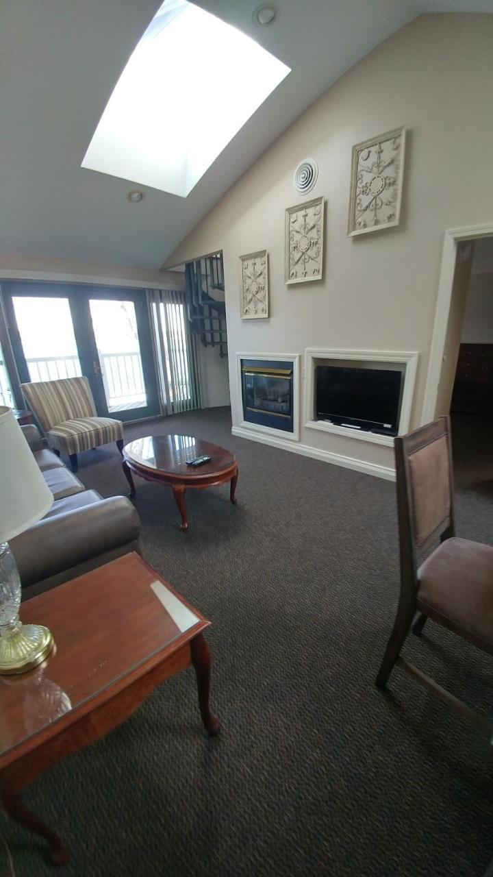 Snug Harbor Inn スタージョンベイ エクステリア 写真
