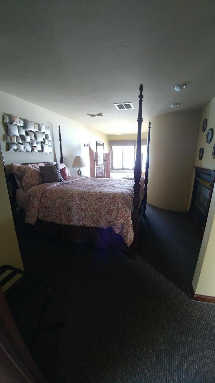 Snug Harbor Inn スタージョンベイ エクステリア 写真