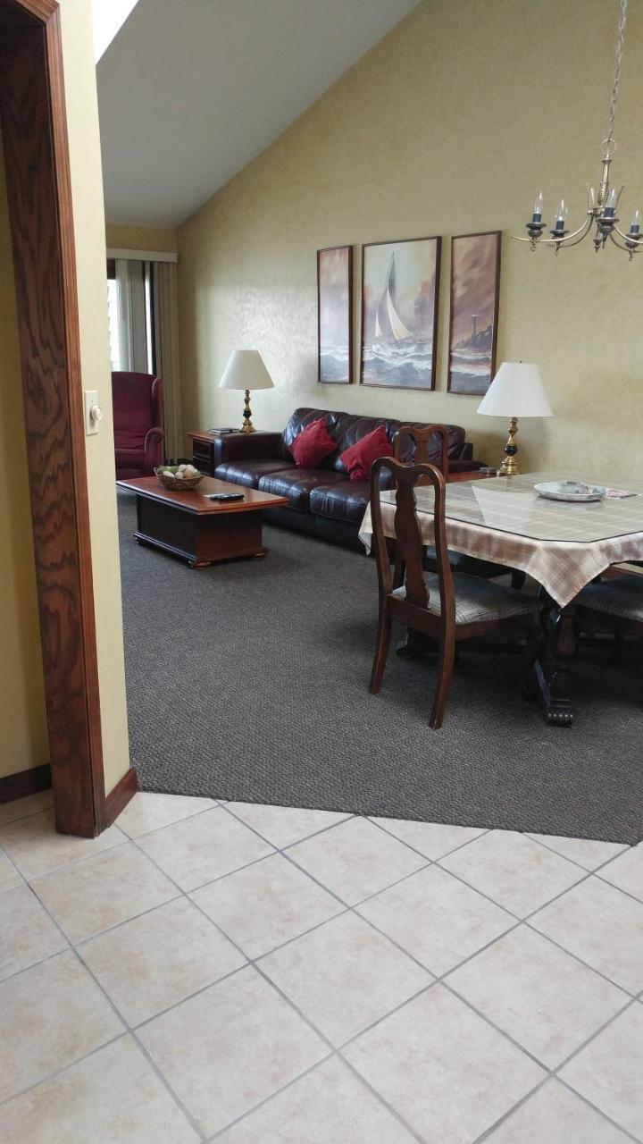 Snug Harbor Inn スタージョンベイ エクステリア 写真