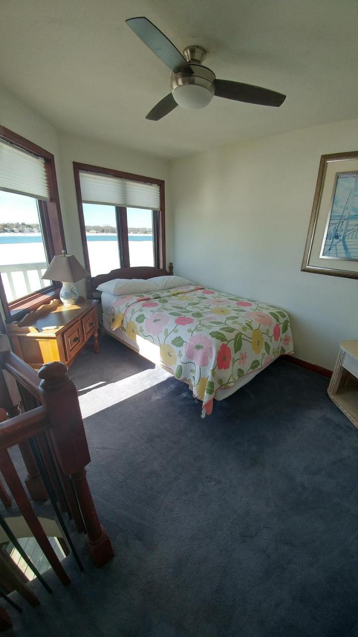 Snug Harbor Inn スタージョンベイ エクステリア 写真